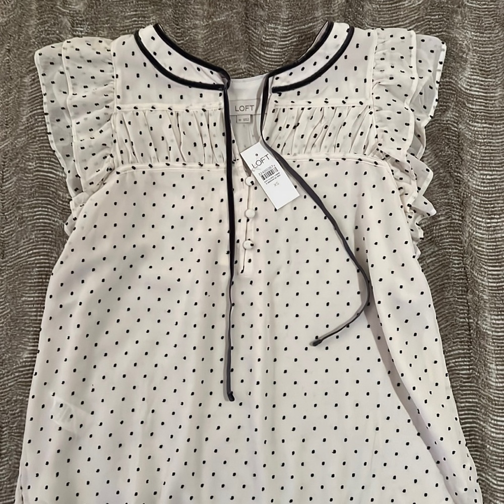 NWT LOFT Clip Dot Velvet Top - Women’s XS